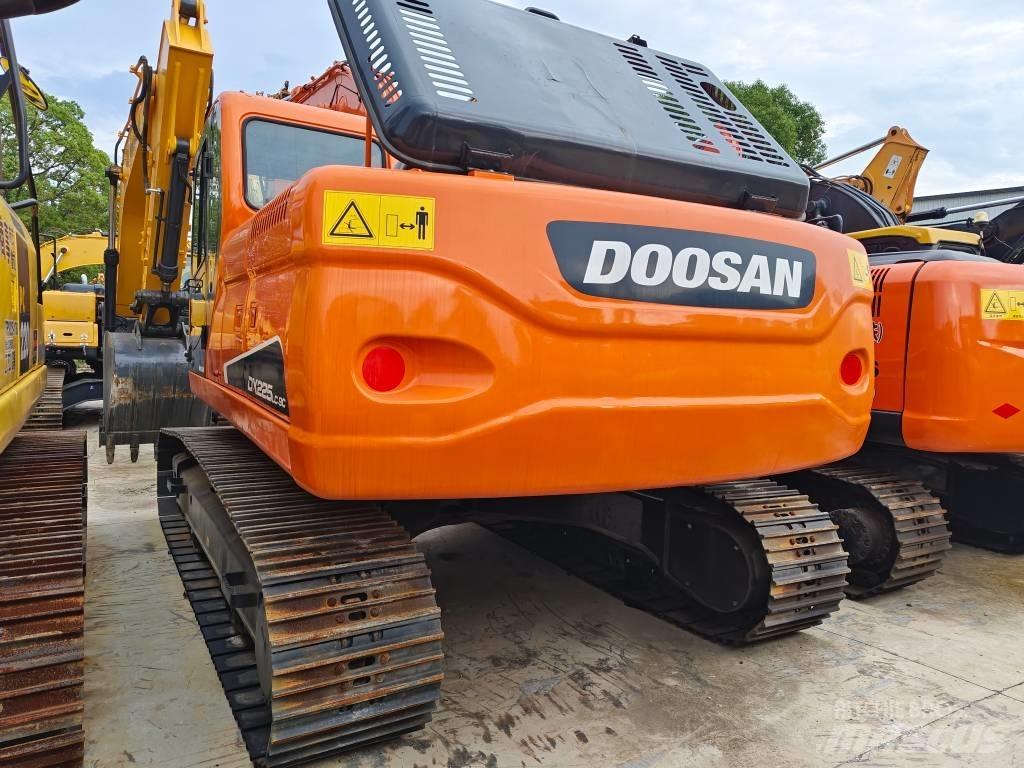 Doosan DX 225 LC-9C Vikšriniai ekskavatoriai