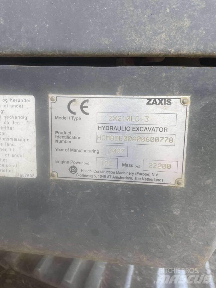 Hitachi ZX210 Vikšriniai ekskavatoriai