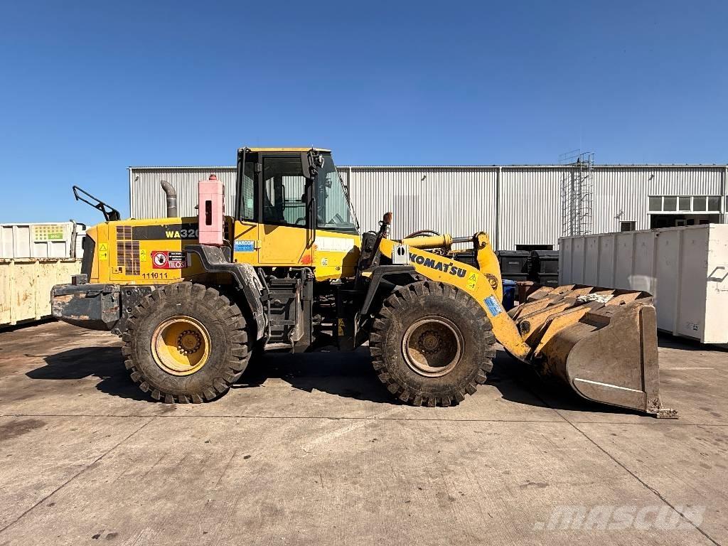 Komatsu WA 320-6 Naudoti ratiniai krautuvai