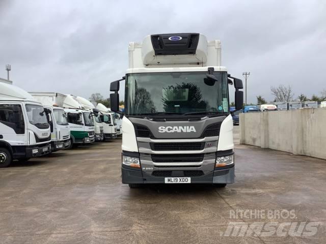 Scania P 250 Vilkikai šaldytuvai