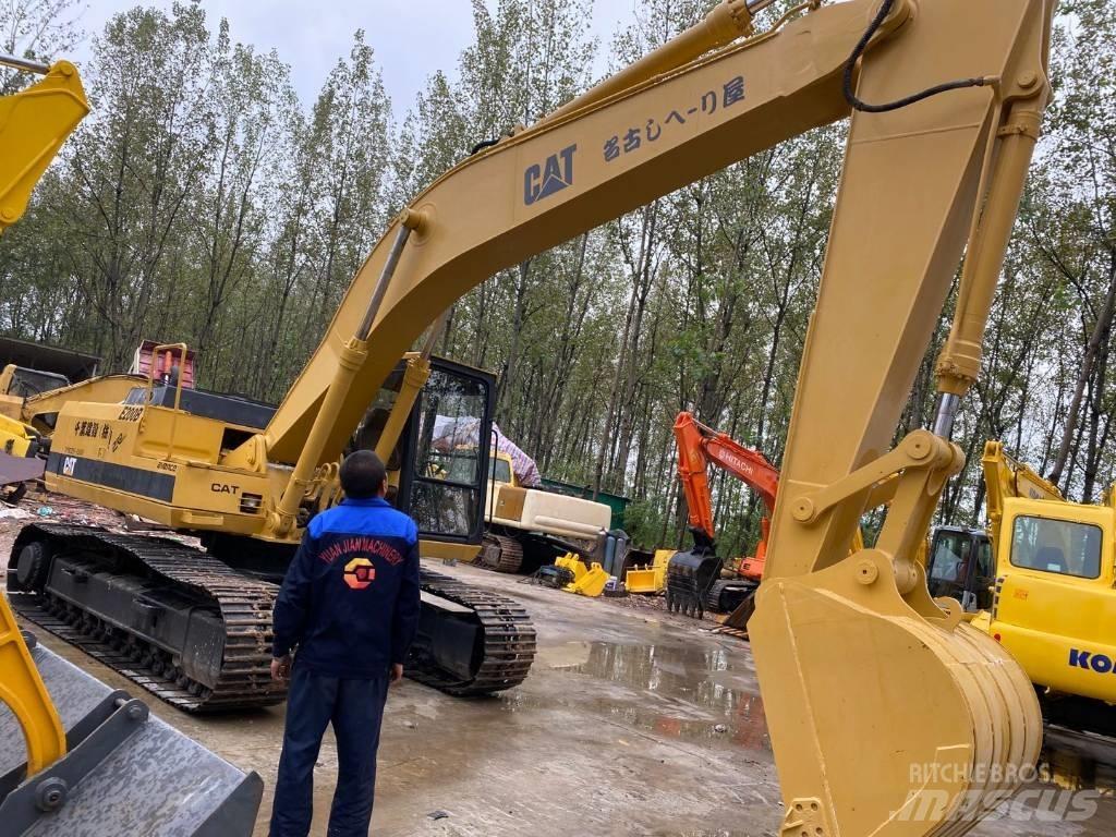 CAT E200B Vikšriniai ekskavatoriai