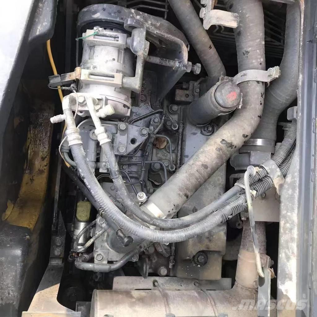 Komatsu PC 138 US Vidutinės galios ekskavatoriai 7-12 t