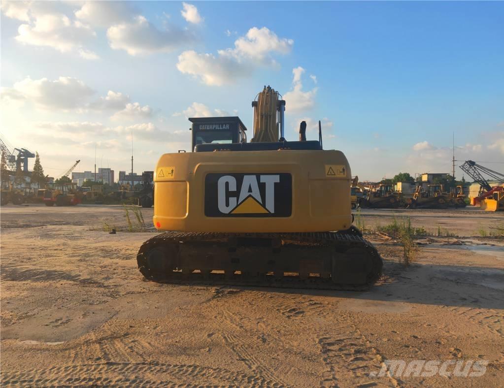 CAT 325D Vikšriniai ekskavatoriai