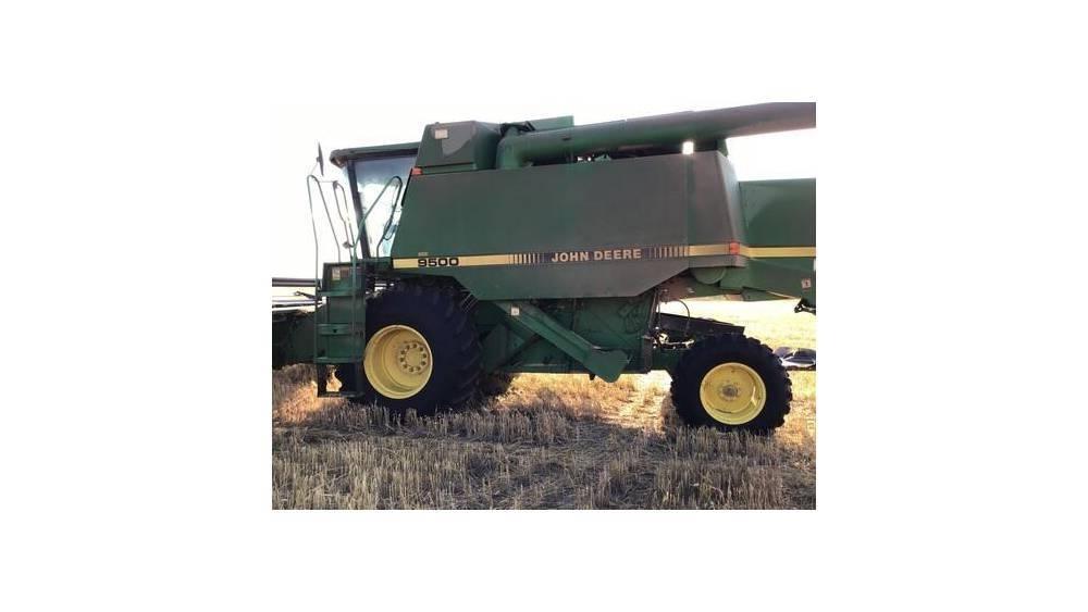 John Deere 9500 Derliaus nuėmimo kombainai