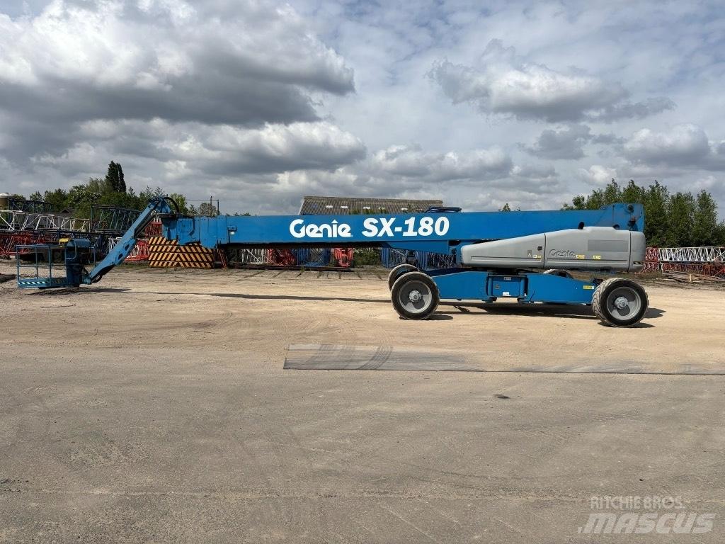 Genie SX 180 Teleskopiniai keltuvai