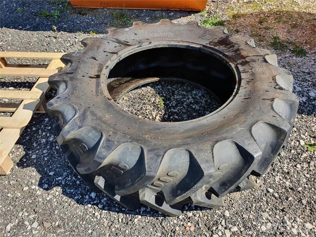 BKT 420/85R30 Padangos, ratai ir ratlankiai