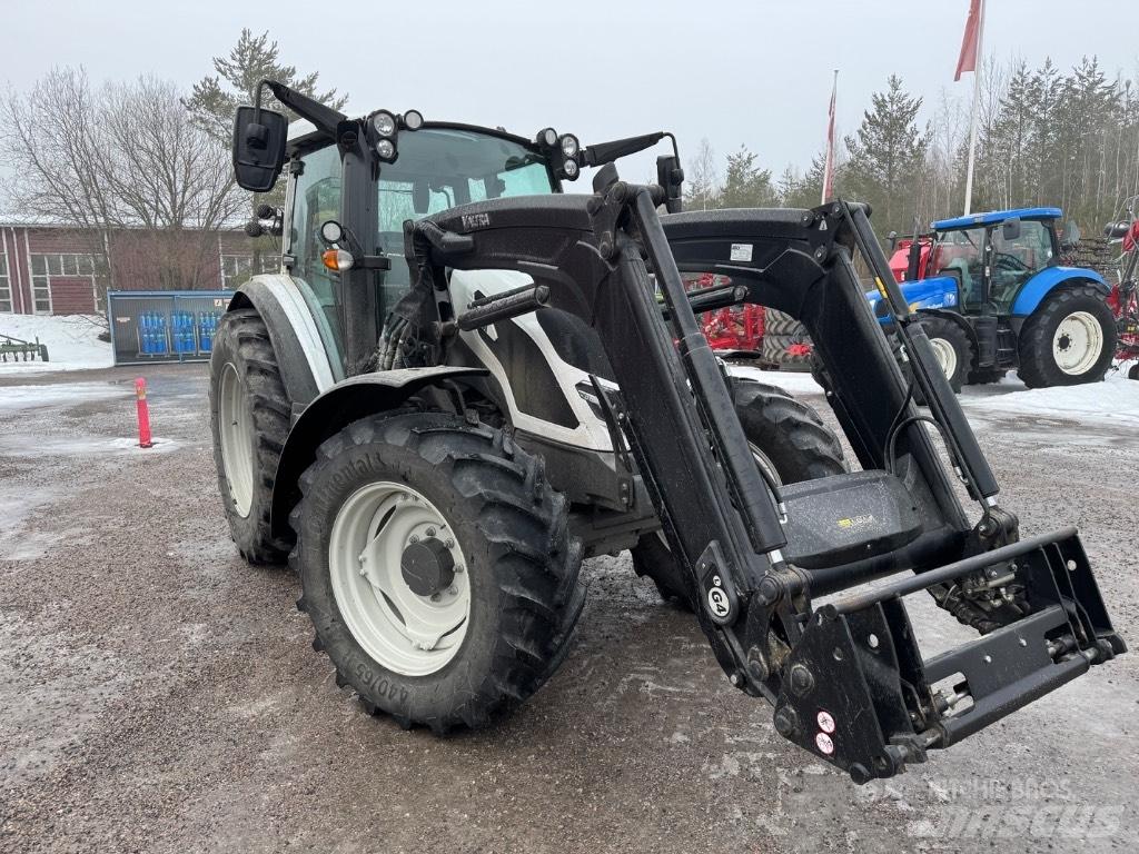Valtra G 115 Active Traktoriai