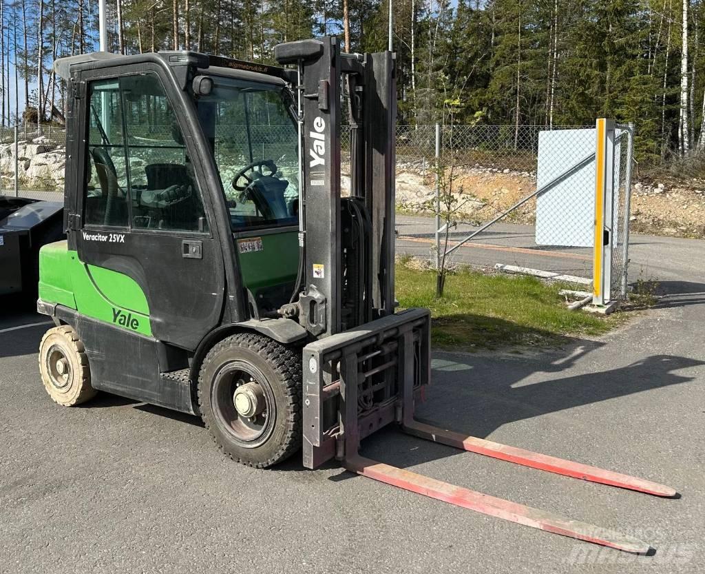 Yale GLP 25 VX LPG (dujiniai) krautuvai