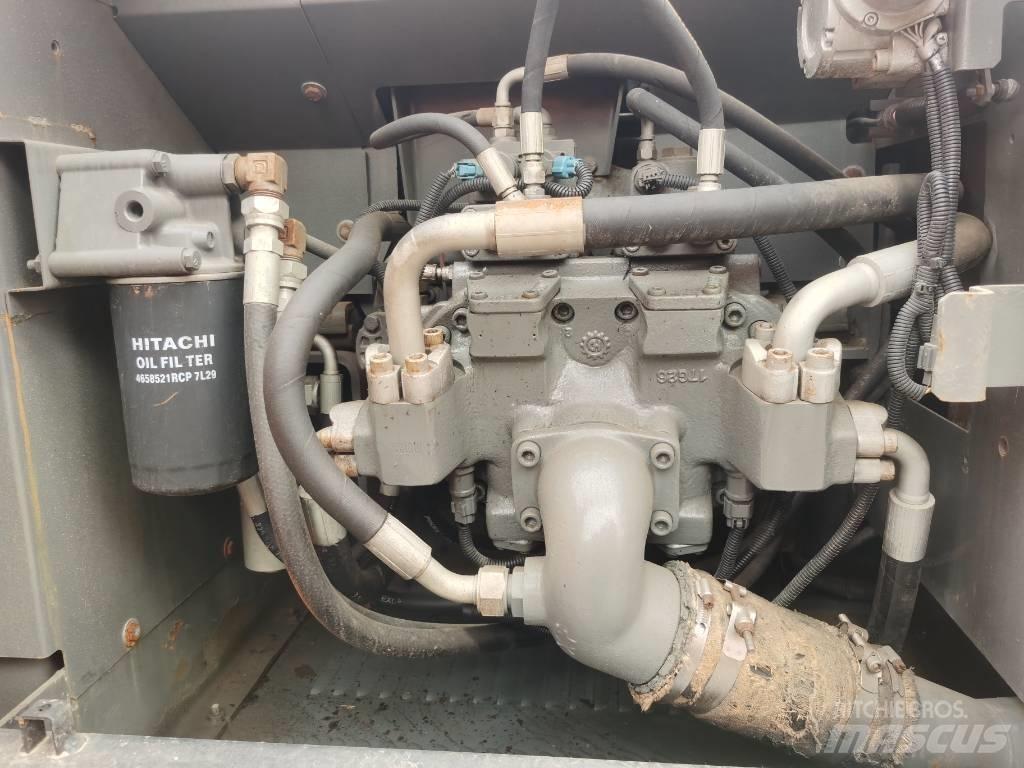 Hitachi ZX 200 Vikšriniai ekskavatoriai
