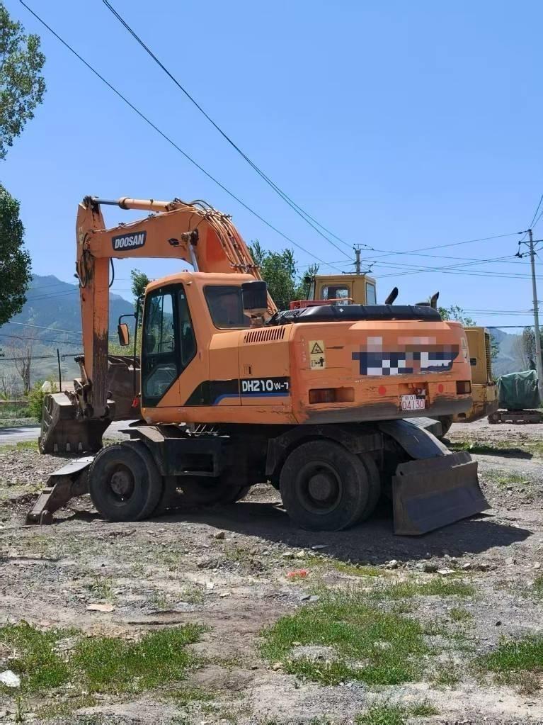 Doosan DH210W-7 Ratiniai ekskavatoriai