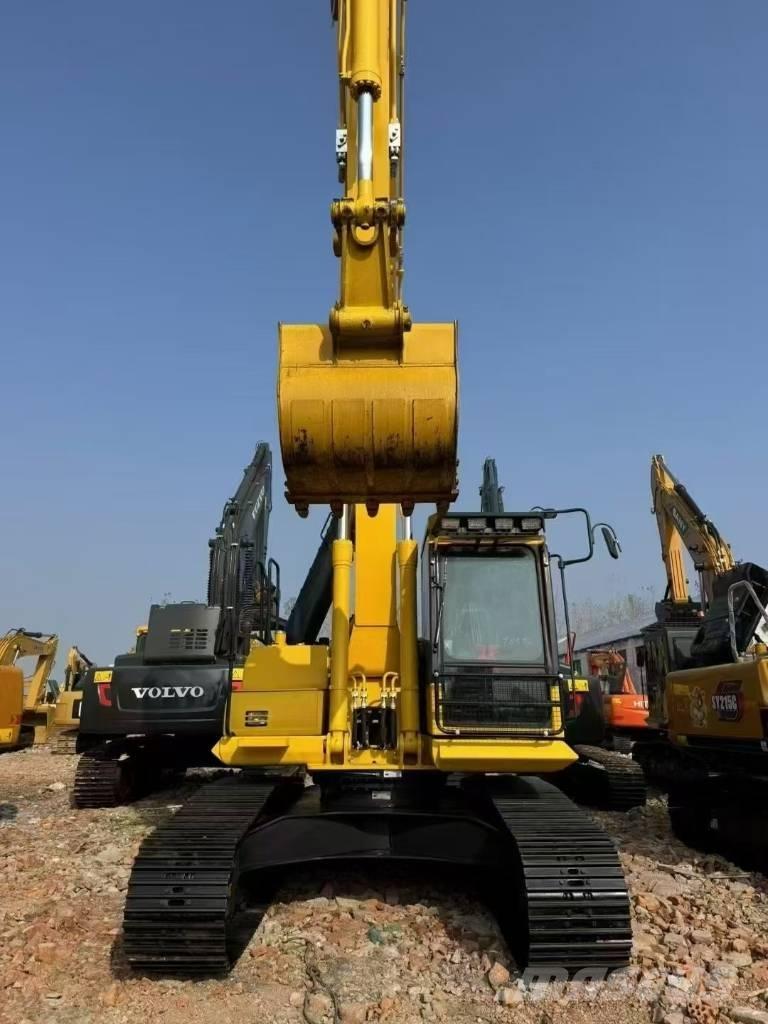 Komatsu PC 220-8 Vikšriniai ekskavatoriai