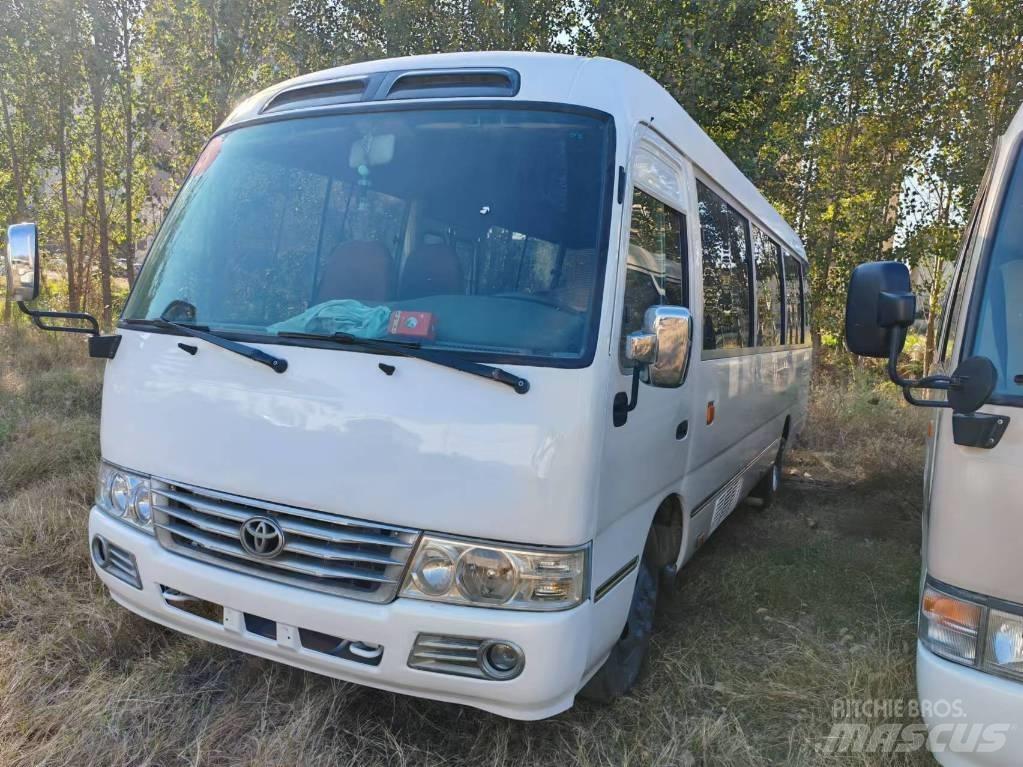 Toyota Coaster Tarpmiestiniai autobusai