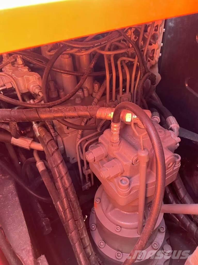 Hitachi ZX 120 Vikšriniai ekskavatoriai