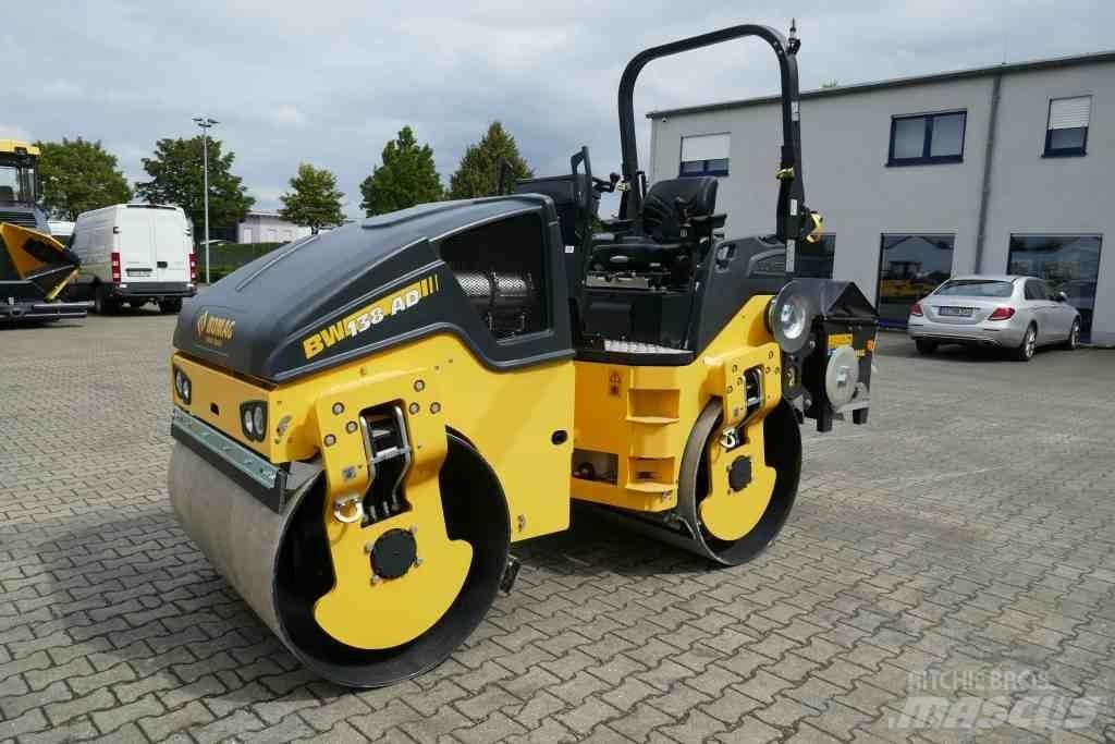 Bomag BW 138 AD-5 Porinių būgnų volai