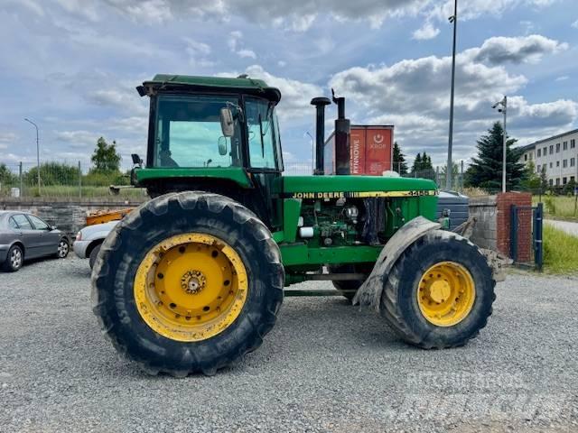 John Deere 4455 Traktoriai