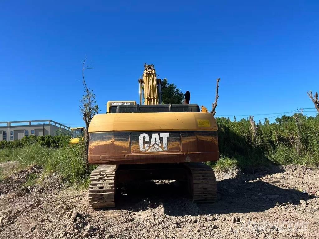CAT 330 C Vikšriniai ekskavatoriai