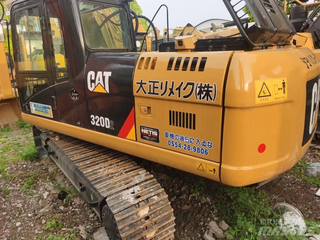 CAT 320 D2 Vikšriniai ekskavatoriai