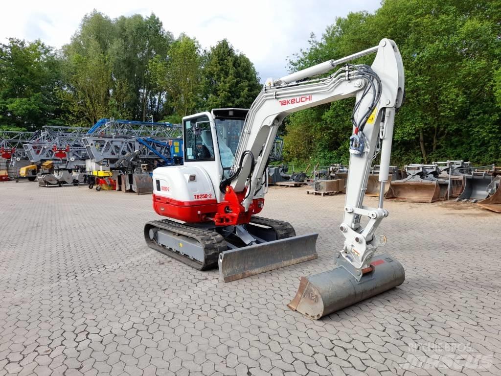 Takeuchi TB 250-2 Mini ekskavatoriai < 7 t