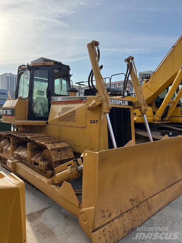 CAT D 6 G Vikšriniai buldozeriai