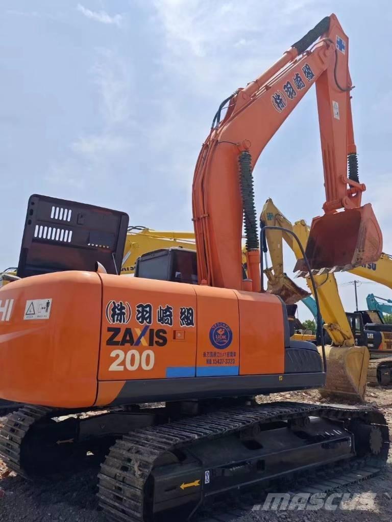Hitachi ZX200 Vikšriniai ekskavatoriai