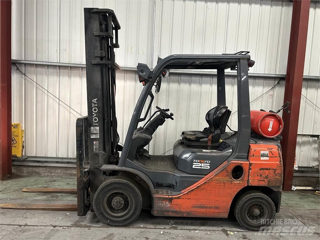Toyota 02-8FGF25 LPG (dujiniai) krautuvai