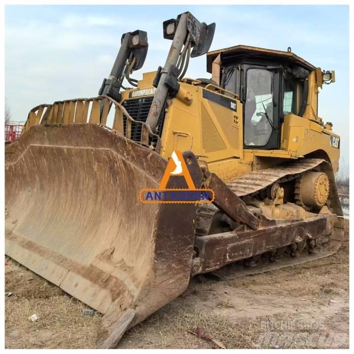 CAT D8T bulldozers Vikšriniai buldozeriai
