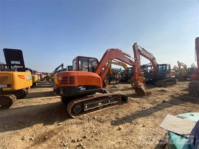 Doosan DX80 Mini ekskavatoriai < 7 t