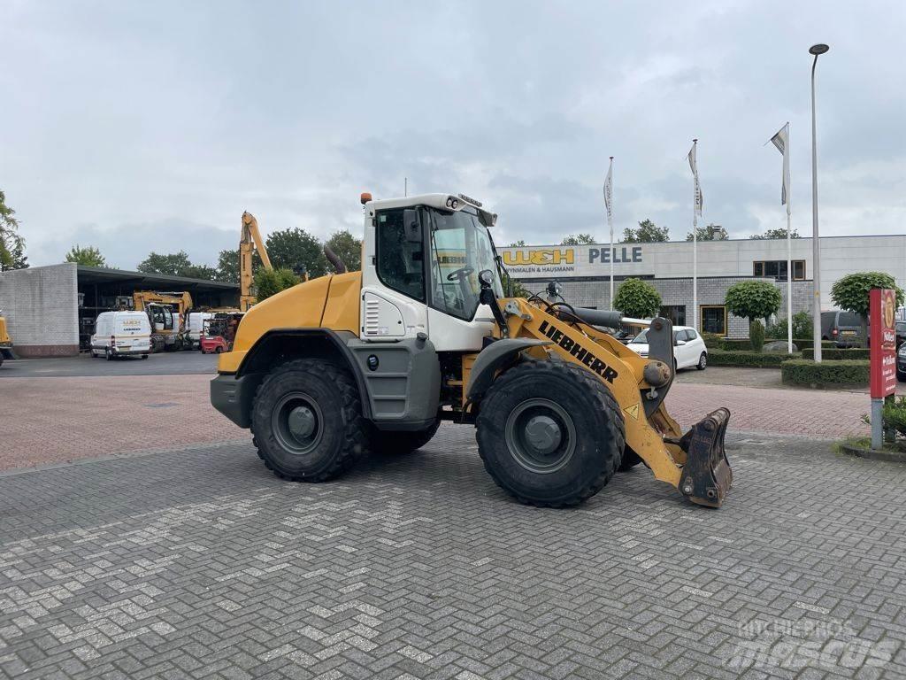Liebherr L538 Naudoti ratiniai krautuvai