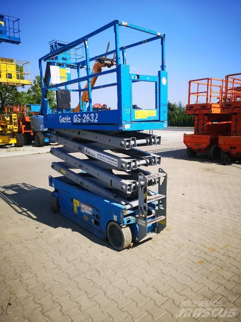 Genie 2632 Žirkliniai keltuvai