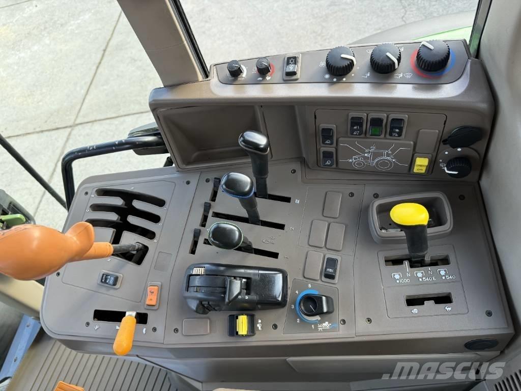 John Deere 6150 M Traktoriai
