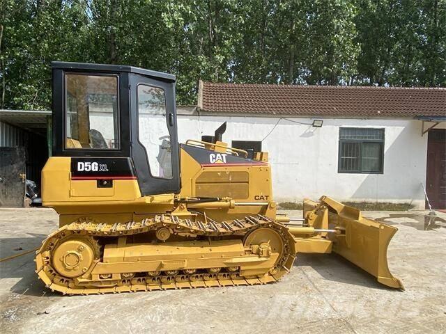 CAT D5G Vikšriniai buldozeriai