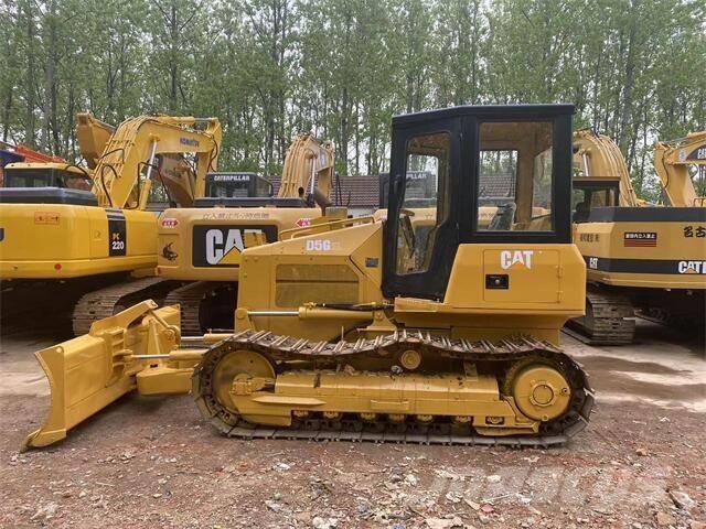 CAT D5G Vikšriniai buldozeriai