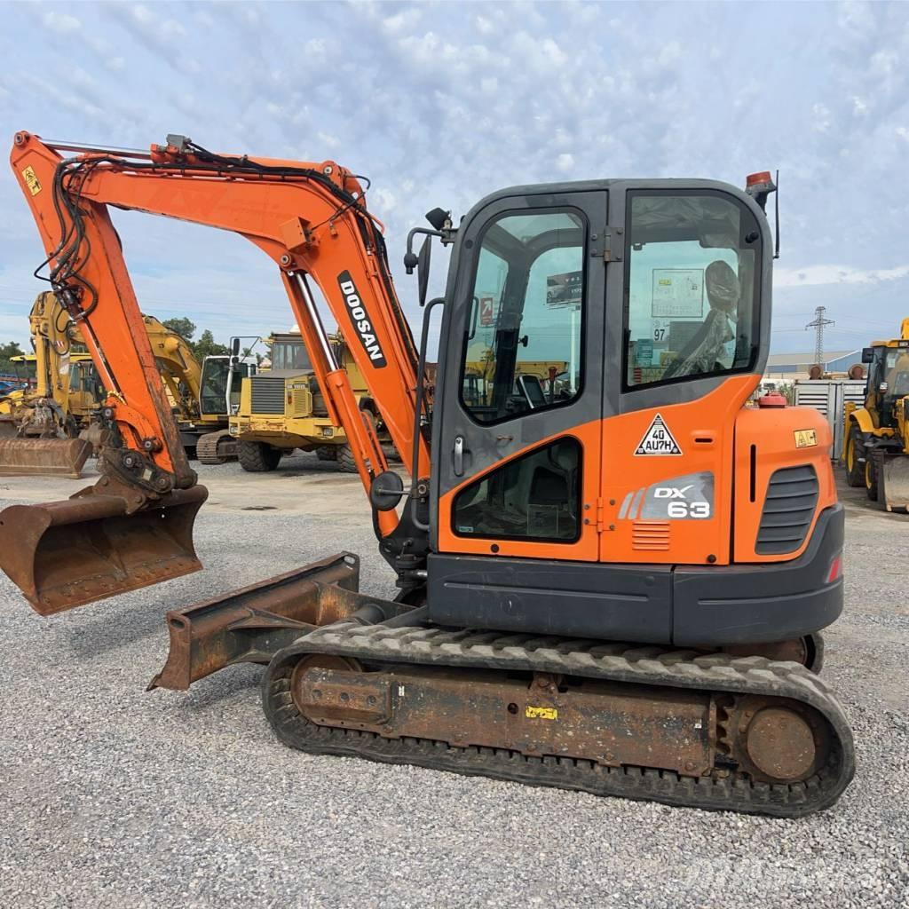Doosan DX 63-3 Mini ekskavatoriai < 7 t