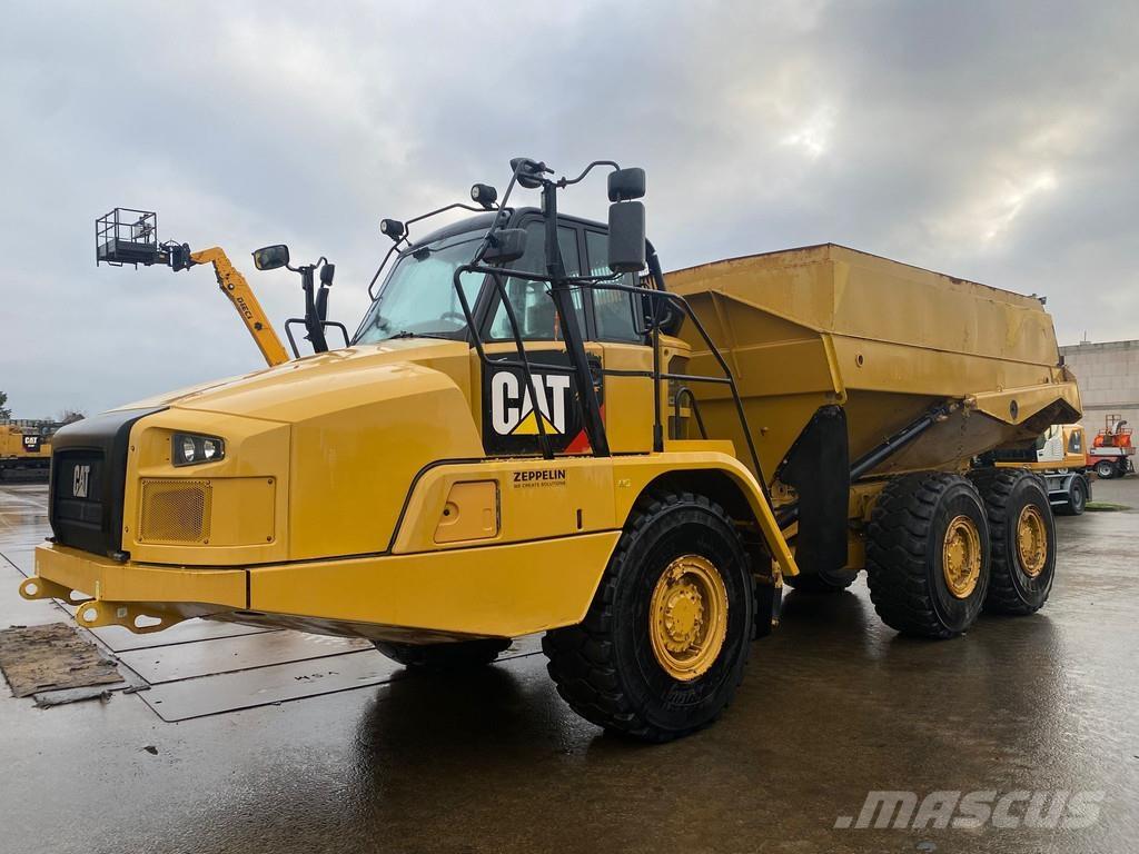 CAT 725C2 NVT Karjeriniai savivarčiai