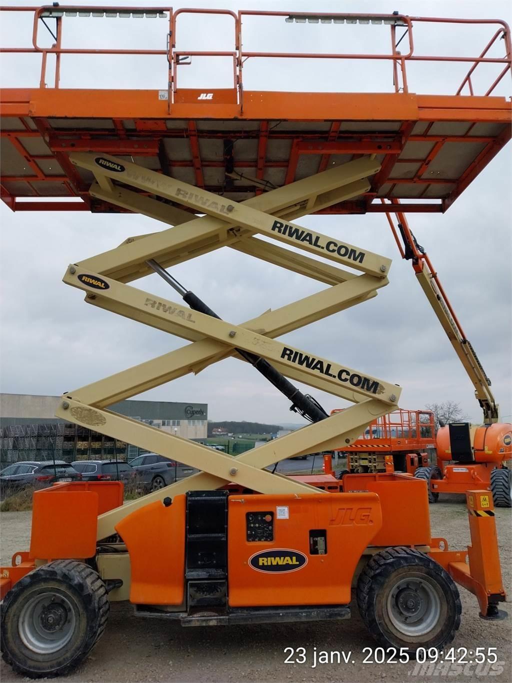 JLG 3394RT Žirkliniai keltuvai