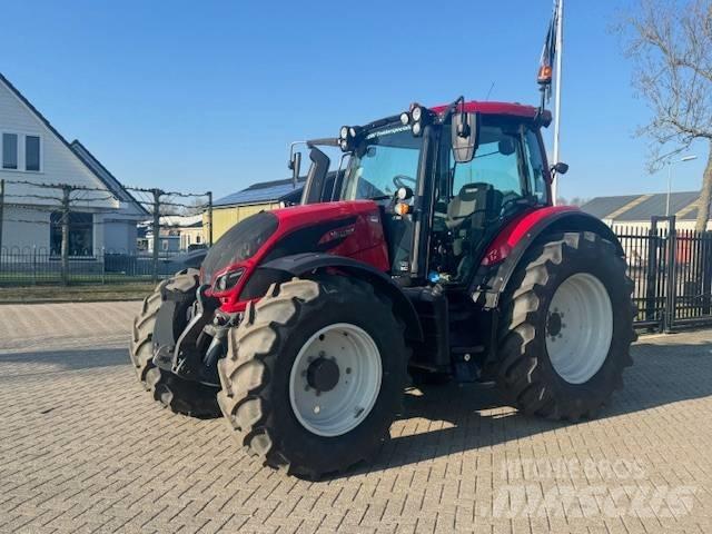 Valtra N134 Hitech Traktoriai