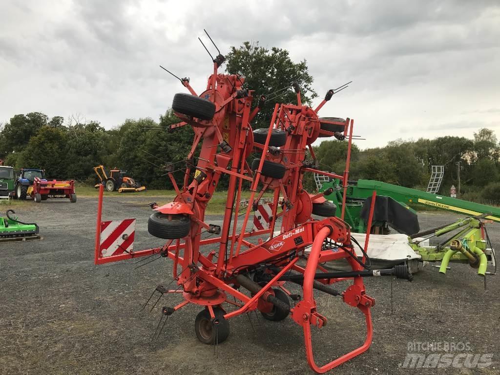 Kuhn GF 8702 Šieno grėbliai ir vartytuvai