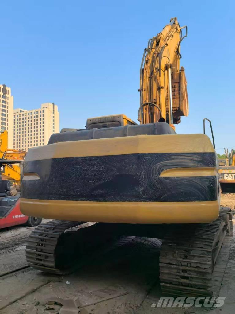 CAT 320 B L Vikšriniai ekskavatoriai