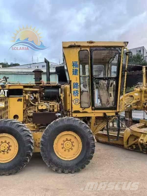 CAT 140 H Greideriai