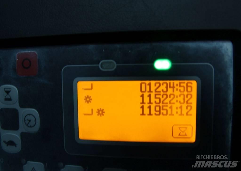 Toyota 8FBMT25 Elektriniai šakiniai krautuvai