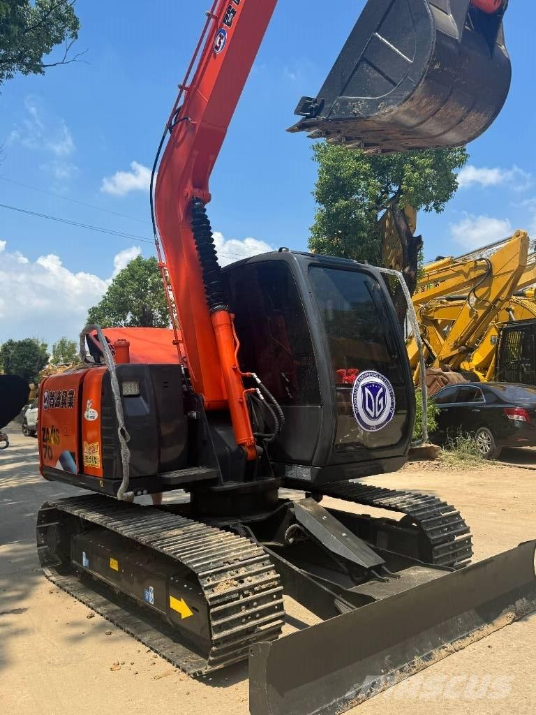 Hitachi ZX 70 Vikšriniai ekskavatoriai
