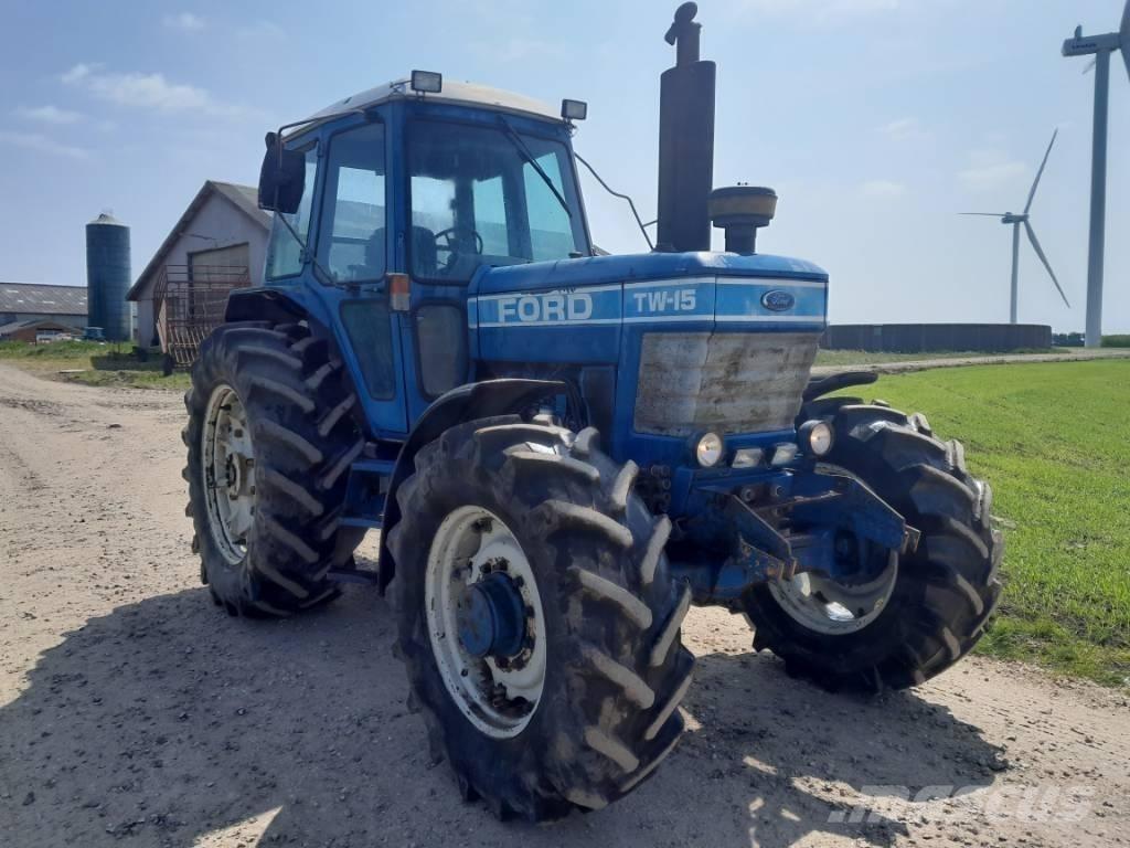 Fordson TW 15 Traktoriai