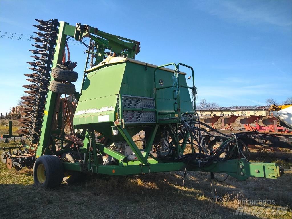 John Deere 740 A 9m Sėjimo technika