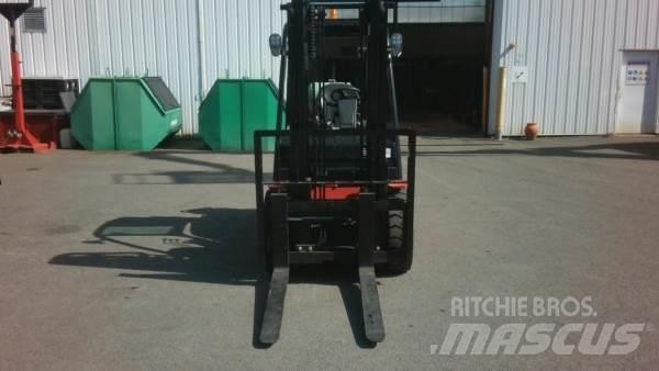 Manitou MI30G ST5 Visureigiai krautuvai