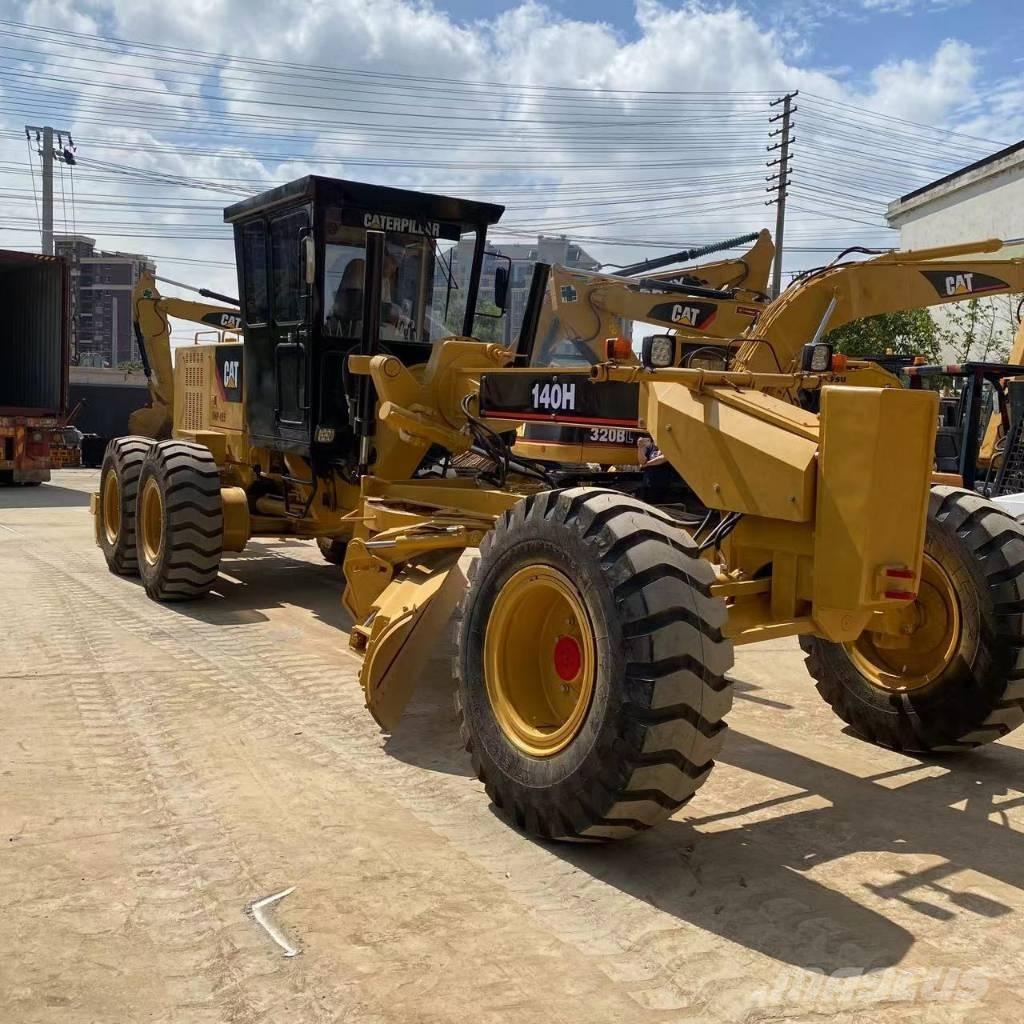 CAT 140 H Greideriai