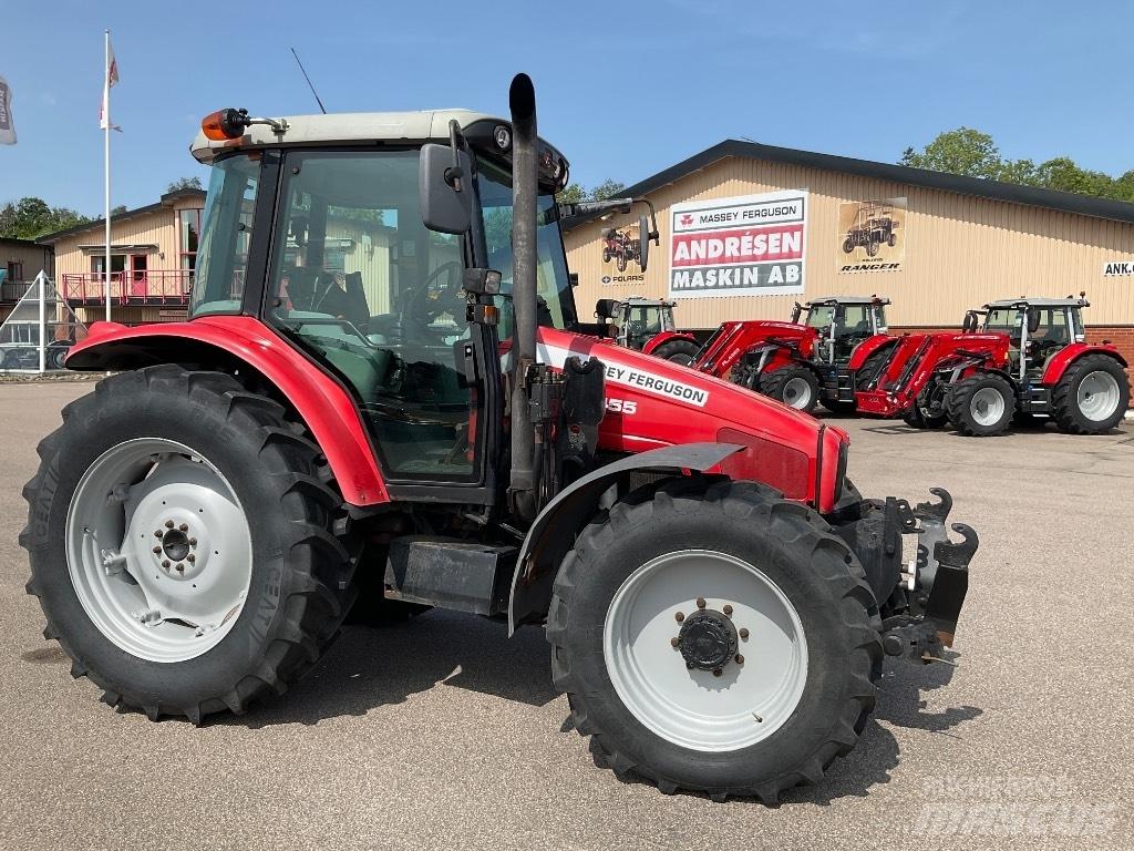 Massey Ferguson 5455 Traktoriai