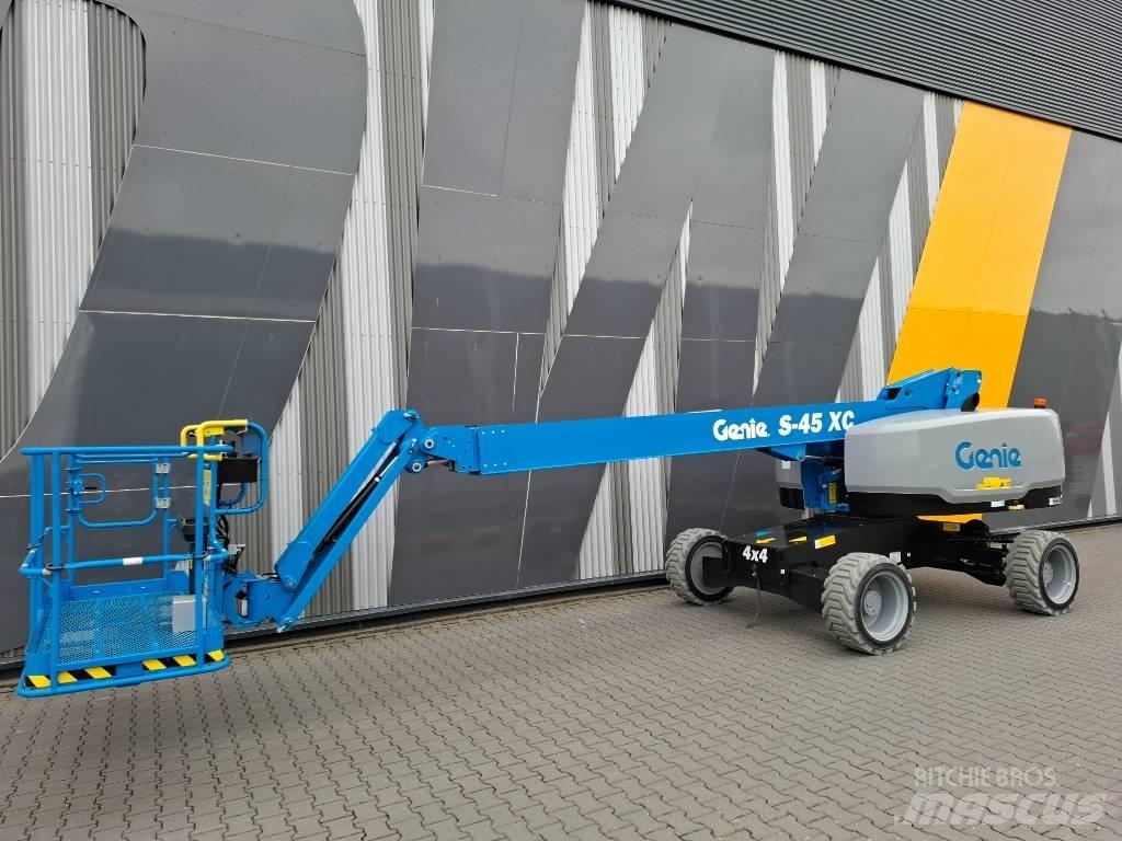 Genie S-45XC Teleskopiniai keltuvai