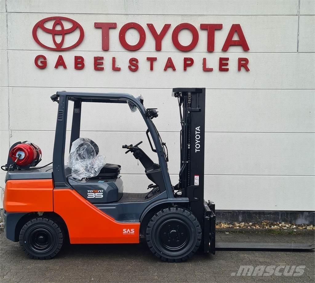 Toyota 02-8FGJF35 LPG (dujiniai) krautuvai