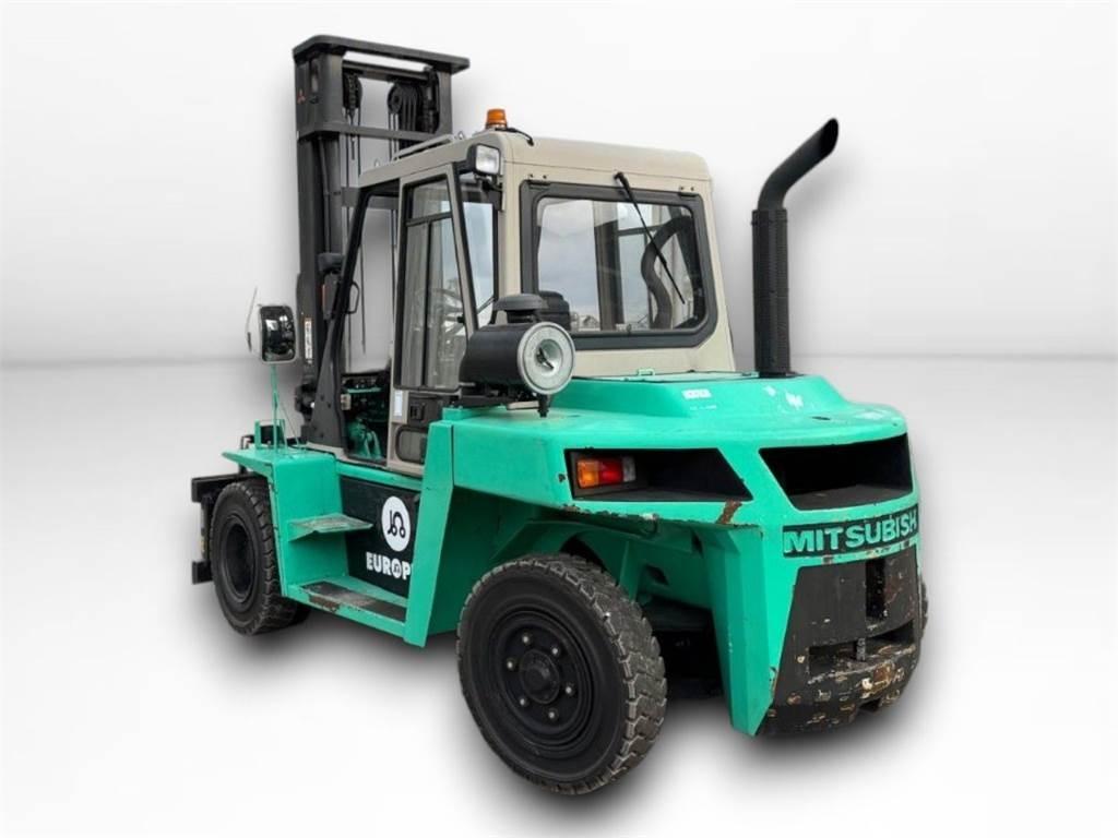 Mitsubishi FD70T Dyzeliniai krautuvai