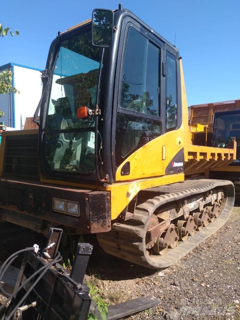Morooka MST 2200 V D Vikšrinė savivartė technika